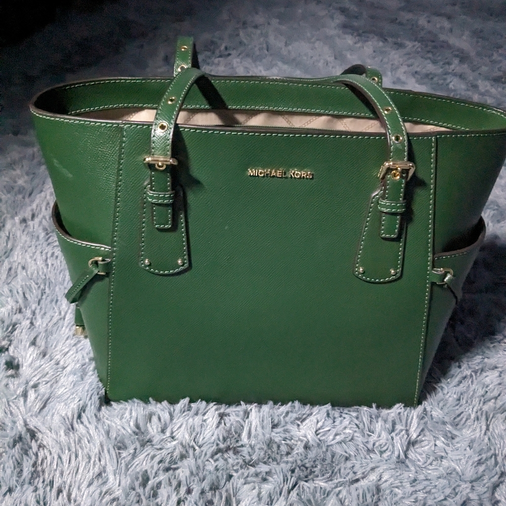 Shoulder bag